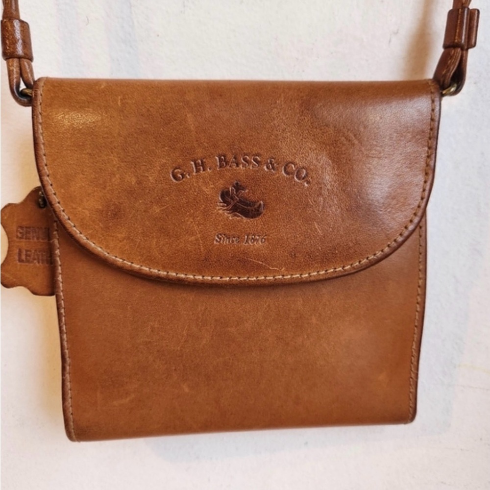 G.H. Bass & Co. Tan Leather Shoulder Bag